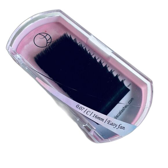 Eyelash Extension Set - Rapid Volume Lash Extensions - Picture 3 of 8